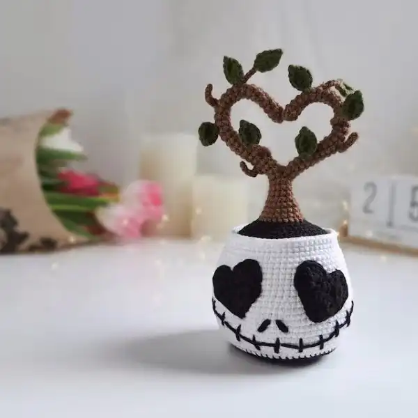 Crochet Heart Plant
