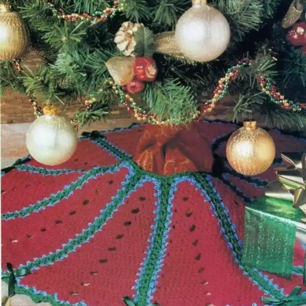 Crimson Christmas Tree Skirt