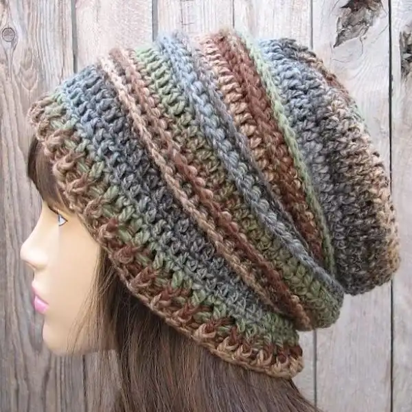 Slouchy Hat With A Simple Stitch Pattern