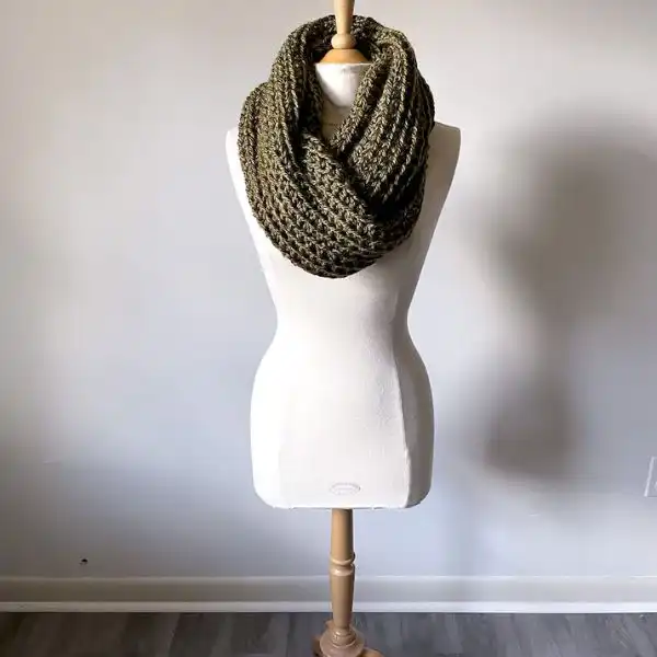 The Evergreen Scarf 