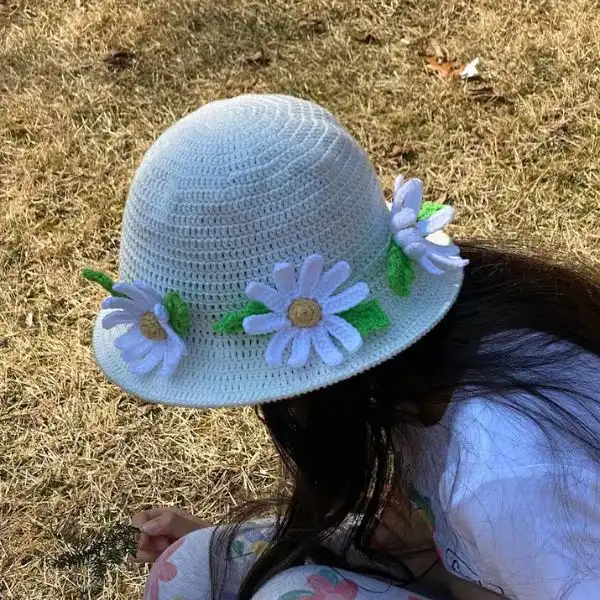 Sun Hat with Daisy Trim