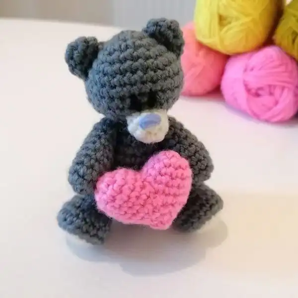 Amigurumi Teddy Bear With Heart