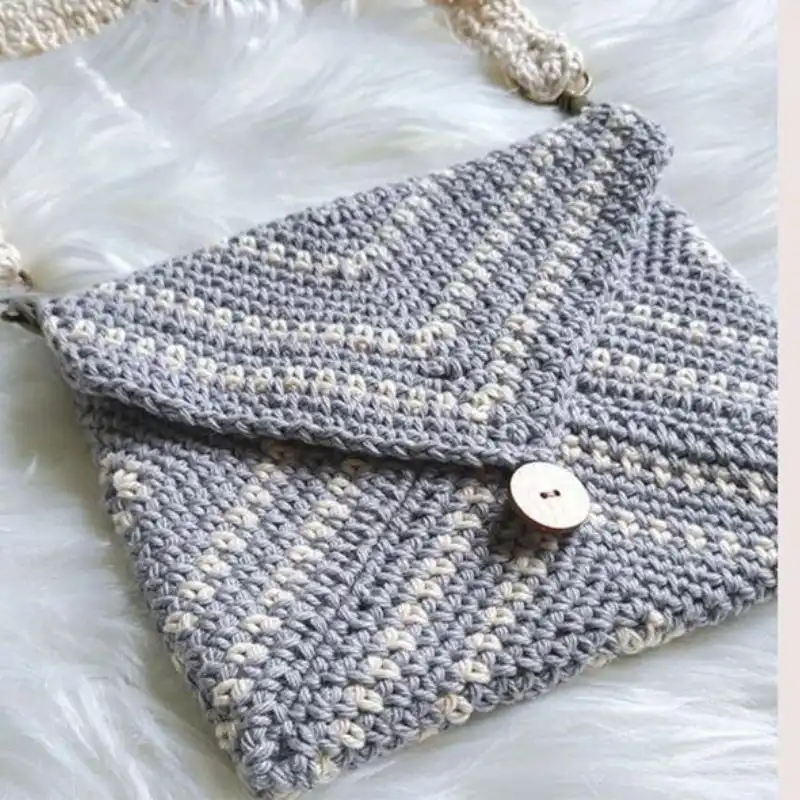 Crochet Envelope Clutch