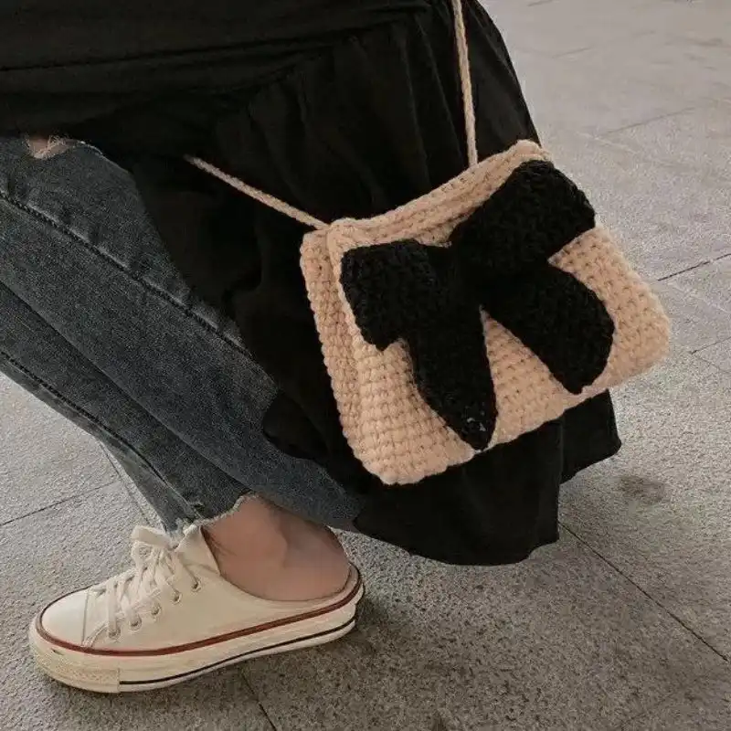 Crochet Tied With A Bow Clutch