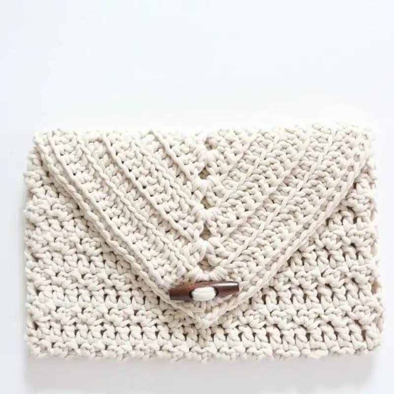 Easy Crochet Clutch Pattern
