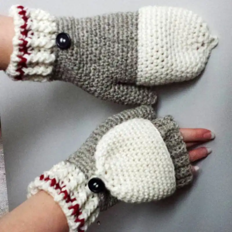 Textured Mittens With Ribbed Cuff