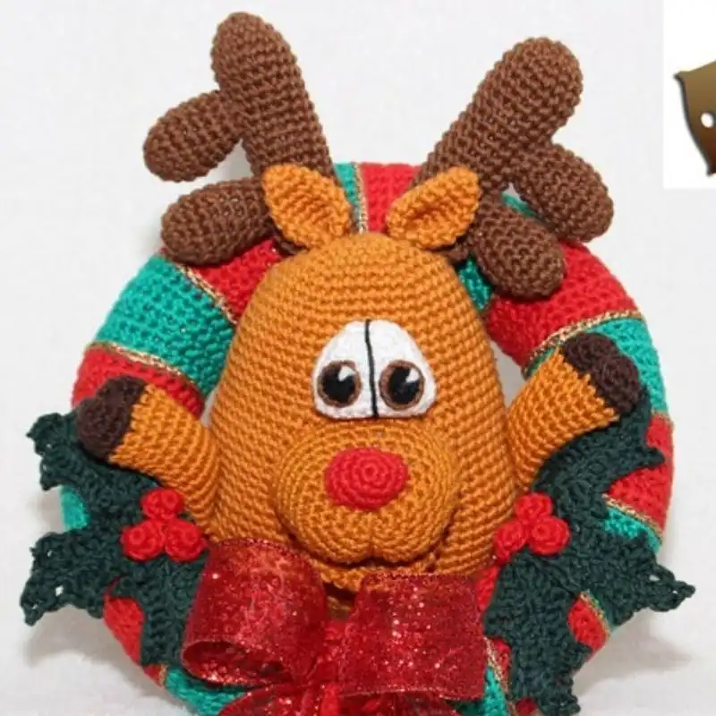 Christmas Crochet Reindeer Wreath