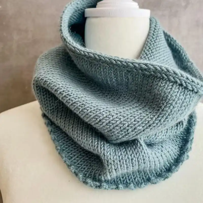 Easy Knit Cowl
