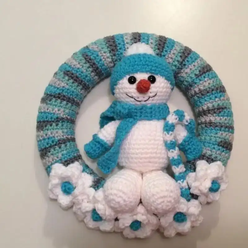 Snowman Winter Wreath