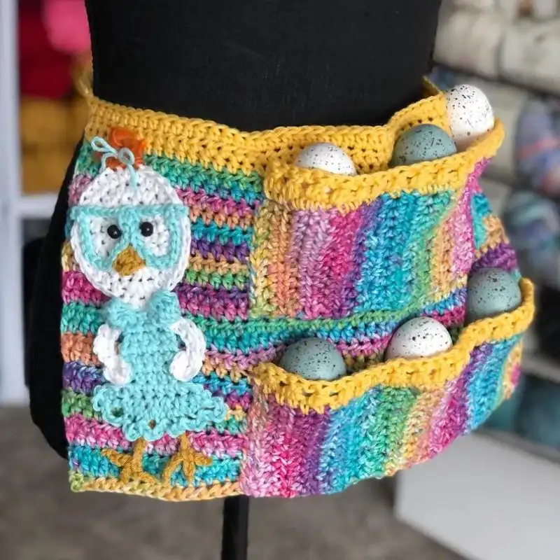 An Egg-cellent Apron: Free Crochet Pattern by Heart Hook Home