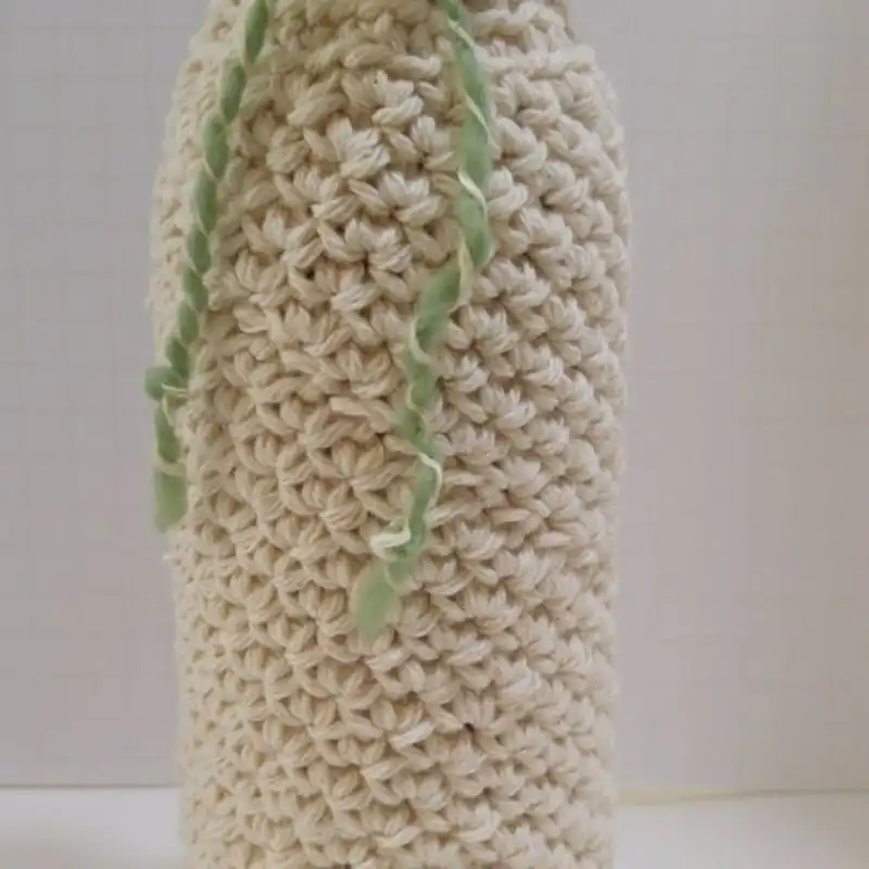 Bumbly Crochet Wine Sleeve