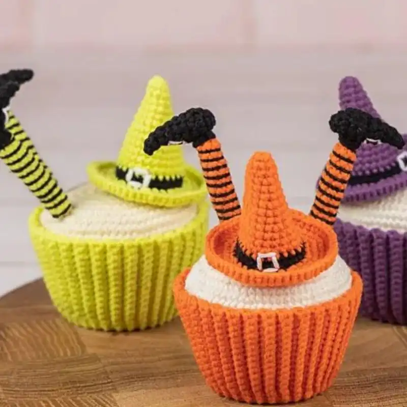 Halloween Crochet Pattern Cupcake