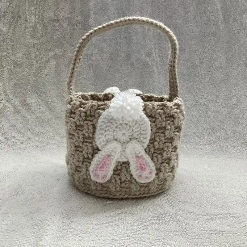 Easter Basket With Rabbit Face & Butt