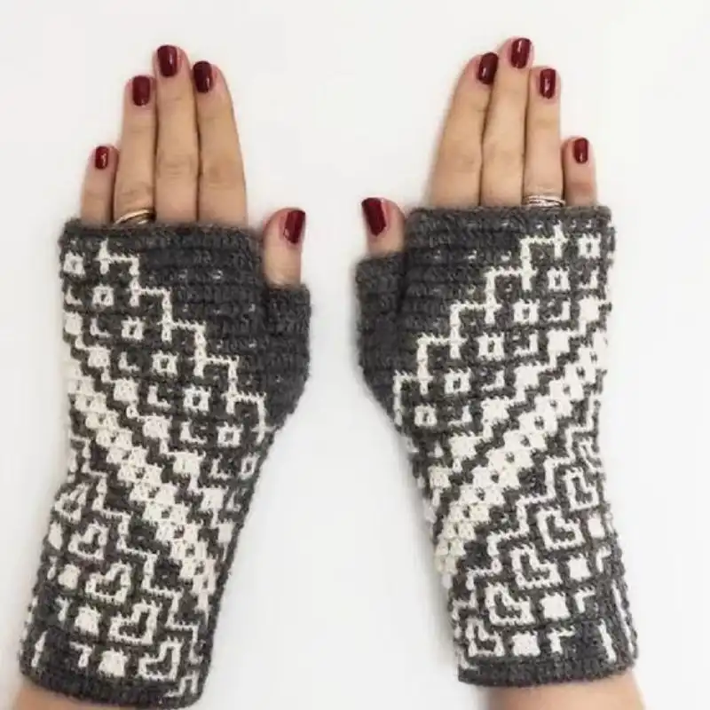 Baltic Vibes Fingerless Gloves Crochet Pattern
