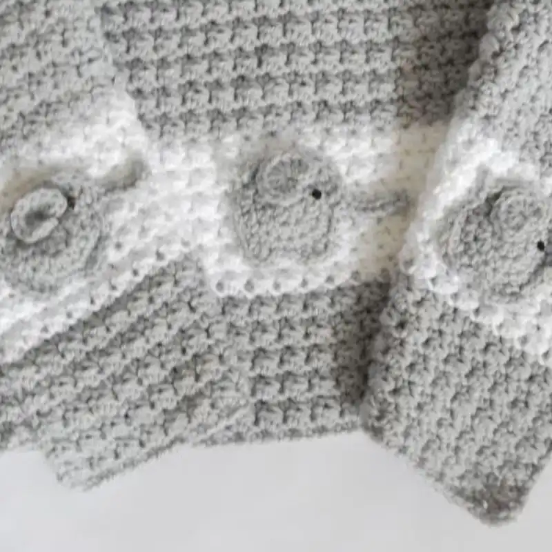 Crocheted Grey/White Blanket