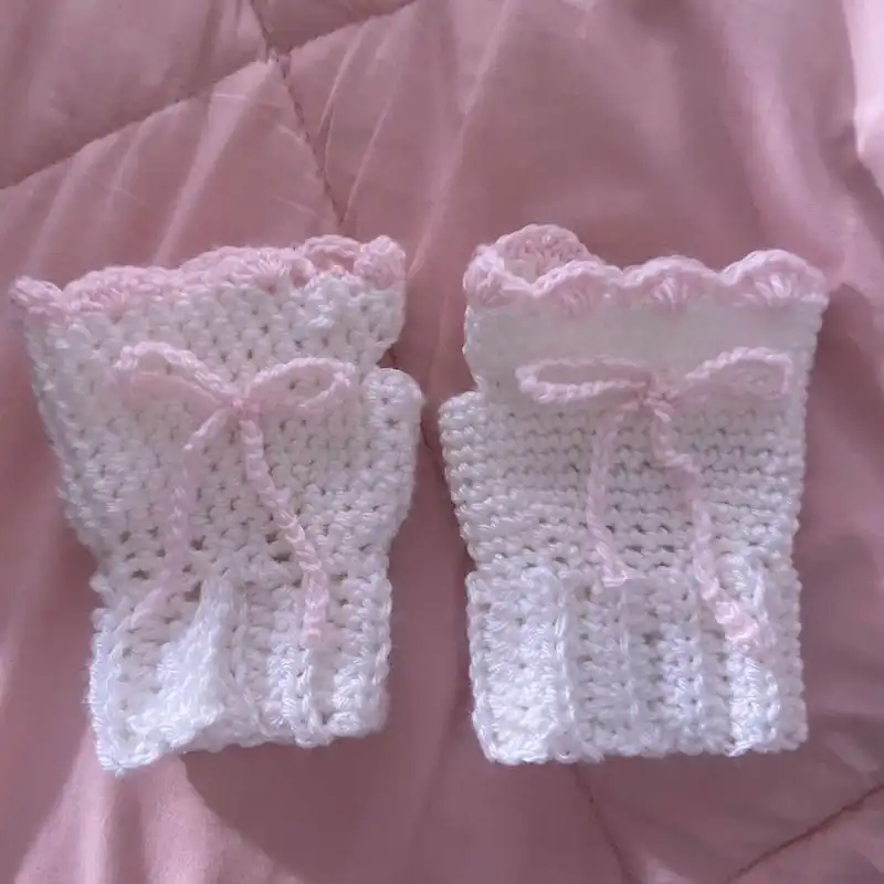 Fingerless Gloves Aesthetic Laced Crochet Pattern
