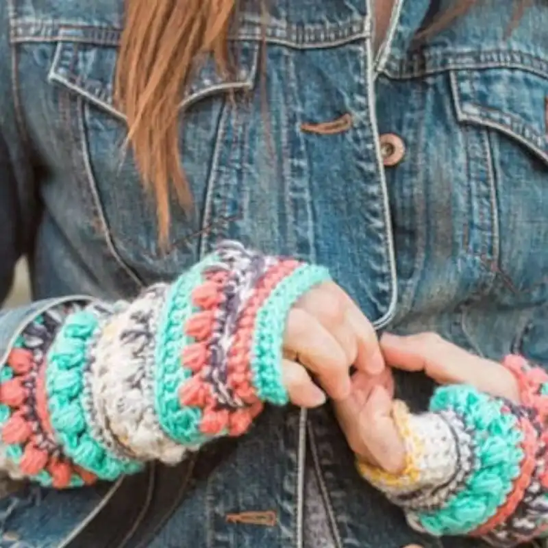 Loretta Fingerless Crochet Gloves Pattern