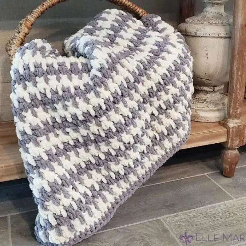 Modified Linen Stitch Crochet Blanket Pattern