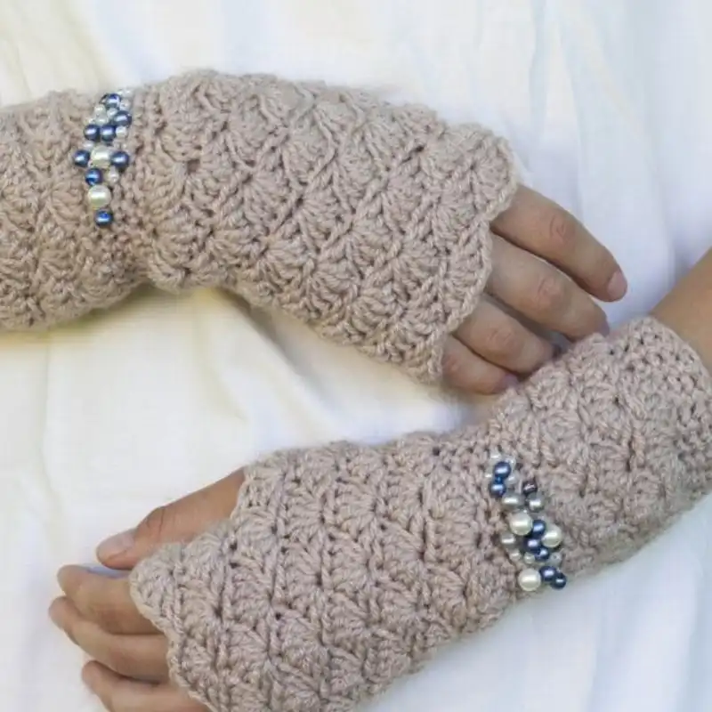 Shell Stitch Fingerless Gloves Crochet Pattern