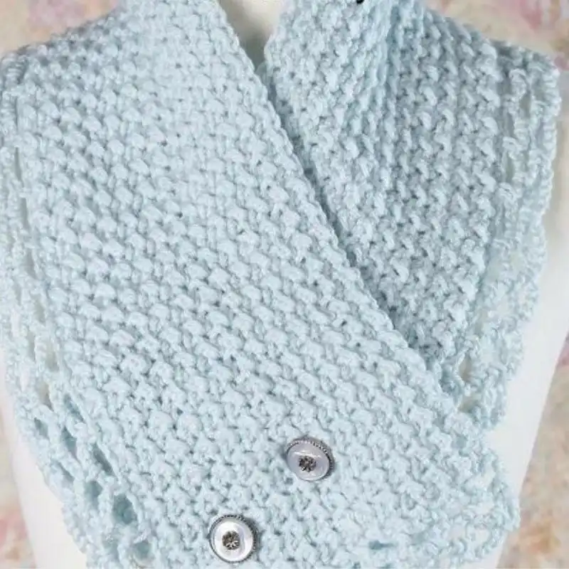 Delicate Neck Warmer Crochet Pattern
