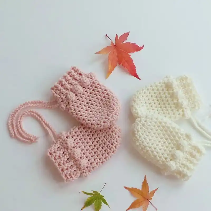 Unisex Mitten Easy Crochet Pattern