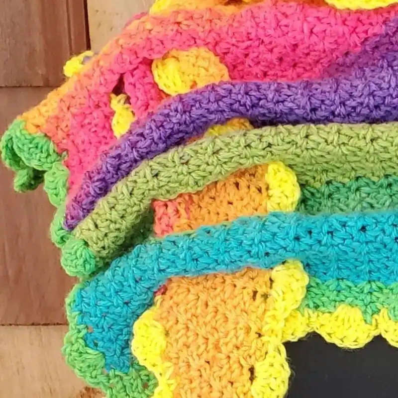 Unusual Keyhole Scarf Crochet Pattern