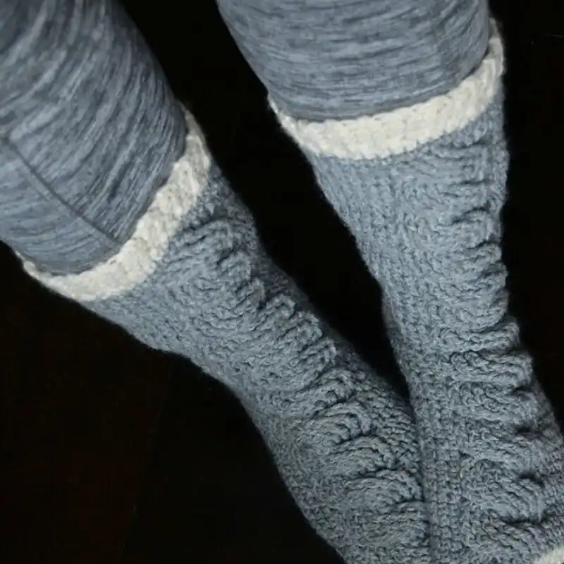 Big Bold Cabled Slipper Socks