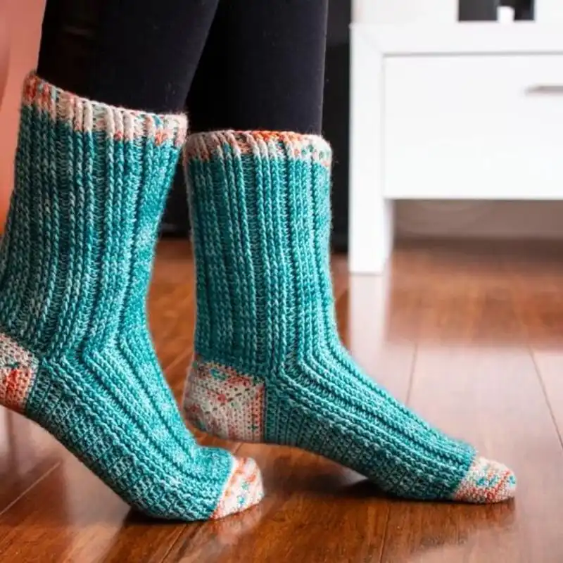 Segue Crochet Socks Pattern